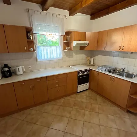 R-home * Zamárdi