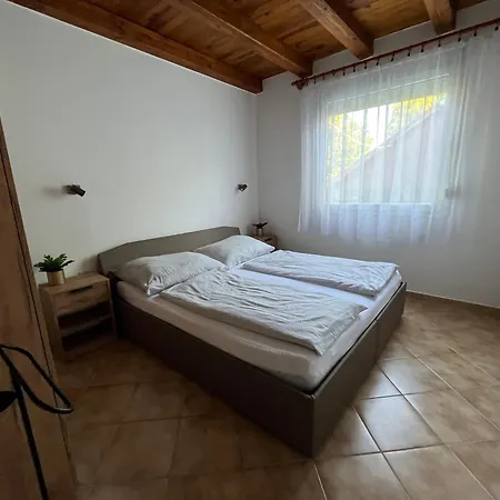 Apartament R-home *