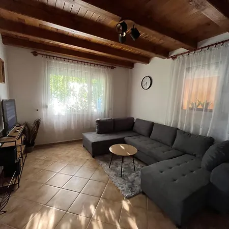 Apartament R-home