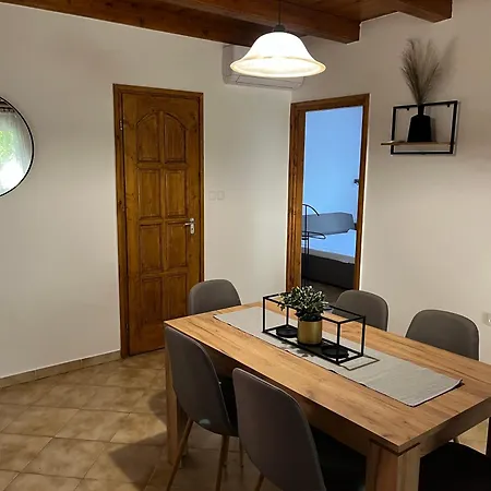 Apartmán R-home Zamárdi