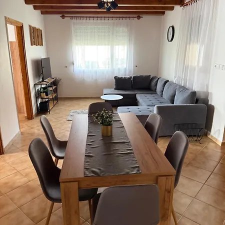 R-home شقة زاماردي
